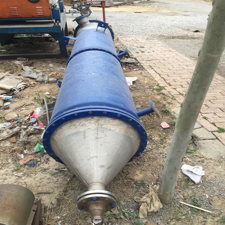 刮板式薄膜蒸發(fā)器的選型注意事項: 刮板式薄膜蒸發(fā)器的選型注意事項: